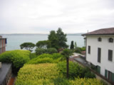 Ingrandisci